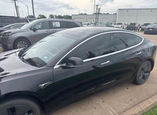 Solid Black 2019 Tesla Model 3 Standard Range