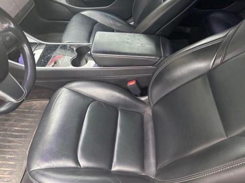 Solid Black 2019 Tesla Model 3 Standard Range