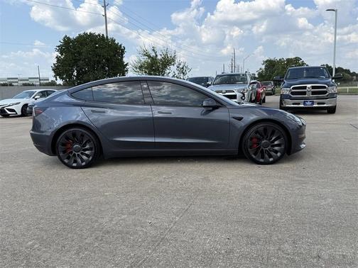 2023 Tesla Model 3 Performance