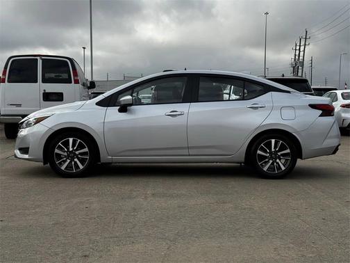 2025 Nissan Versa 1.6 SV