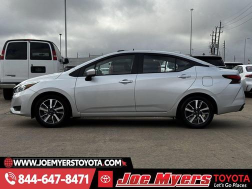 Brilliant Silver Metallic 2025 Nissan Versa 1.6 SV