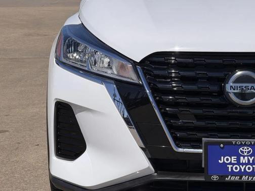 2021 Nissan Kicks SV