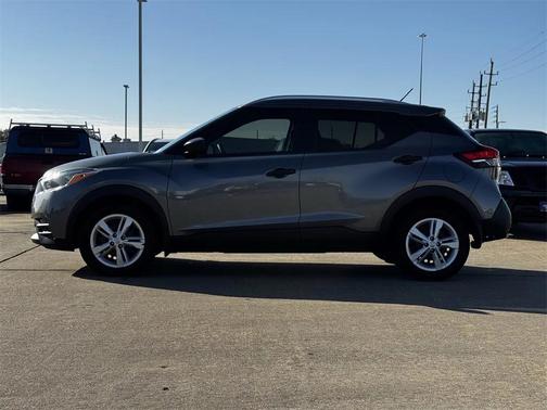 2018 Nissan Kicks S