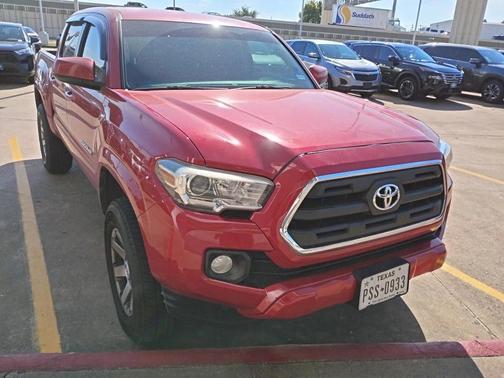 2016 Toyota Tacoma SR