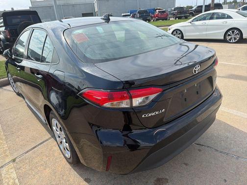 Midnight Black Metallic 2024 Toyota Corolla LE