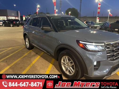 Vapor Blue Metallic 2025 Ford Explorer Active