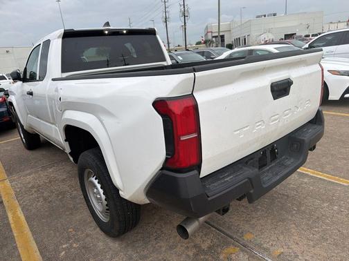 Ice 2024 Toyota Tacoma SR