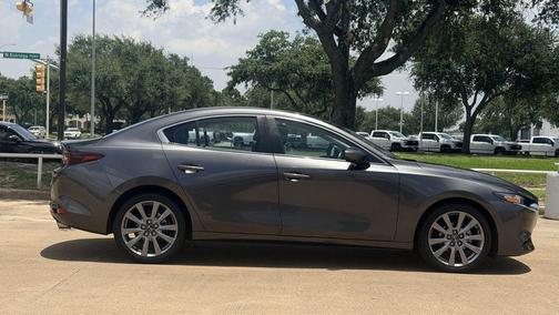 Machine Gray Metallic 2025 Mazda Mazda3 FWD w/Preferred Package