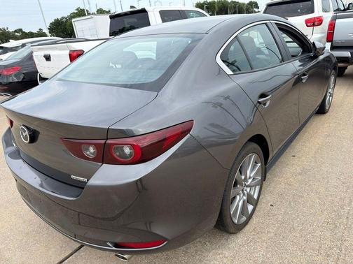Machine Gray Metallic 2025 Mazda Mazda3 FWD w/Preferred Package