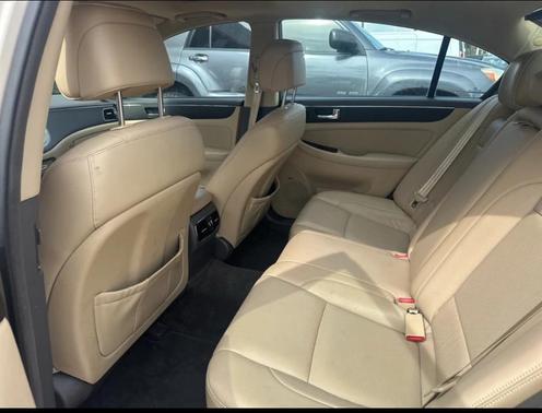 2011 Hyundai Genesis 3.8