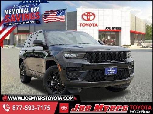 Diamond Black Crystal Pearlcoat 2025 Jeep Grand Cherokee Altitude