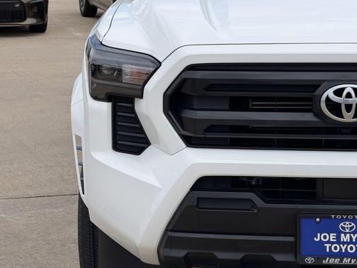 Ice Cap 2024 Toyota Tacoma SR