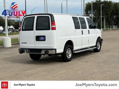 2023 Chevrolet Express 2500 RWD 2500 Regular Wheelbase WT