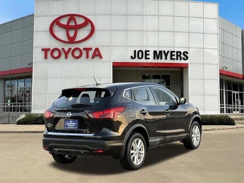 2018 Nissan Rogue Sport S