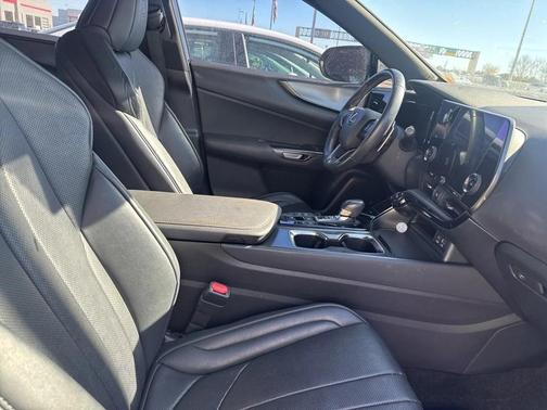 2022 Lexus NX 350 F SPORT Handling