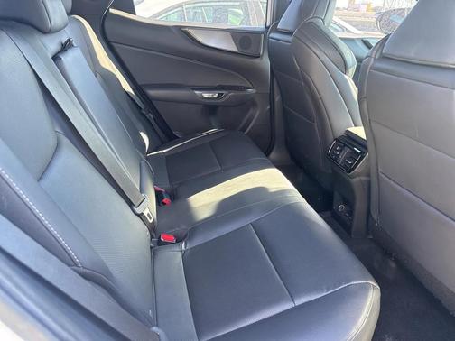 2022 Lexus NX 350 F SPORT Handling