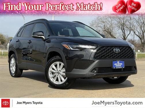 2025 Toyota Corolla Cross LE