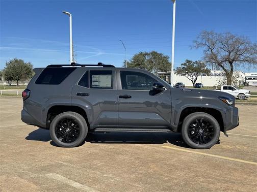 2026 Toyota 4Runner Hybrid Platinum