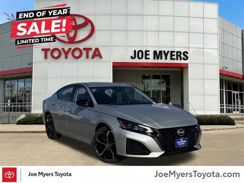 2025 Nissan Altima SR FWD