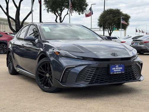 Dark Cosmos 2026 Toyota Camry SE