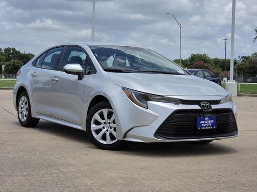 Classic Silver Metallic 2024 Toyota Corolla LE