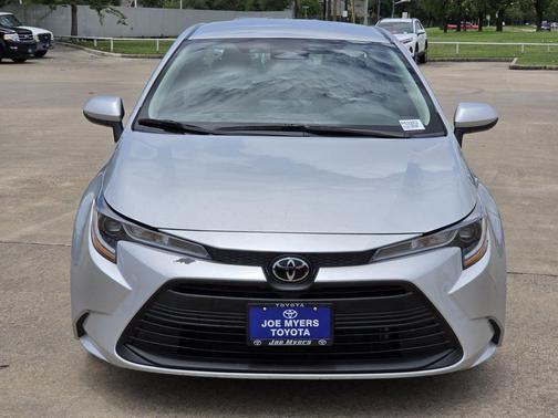 Classic Silver Metallic 2024 Toyota Corolla LE