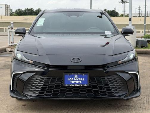 Midnight Black Metallic 2025 Toyota Camry SE