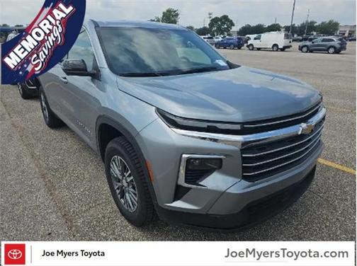 2024 Chevrolet Traverse LT