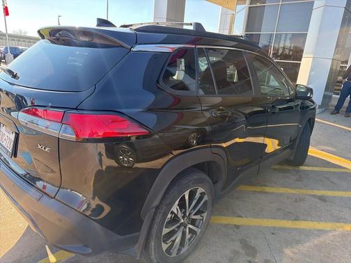 2024 Toyota Corolla Cross XLE