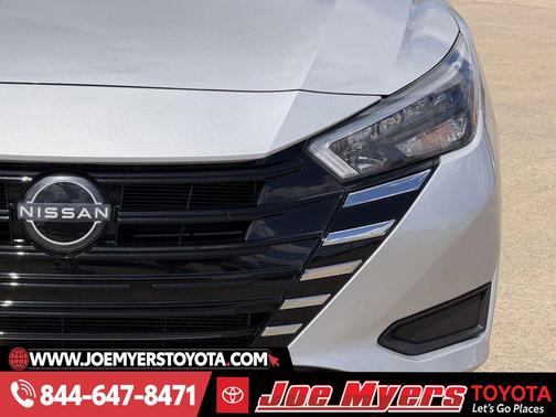 Brilliant Silver Metallic 2025 Nissan Versa 1.6 SV