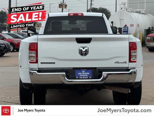 2024 RAM 3500 Big Horn Crew Cab 4x4 8' Box