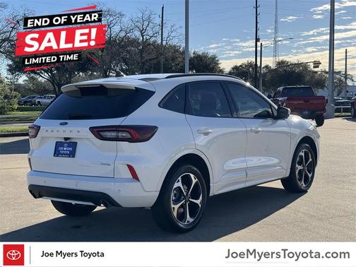 2024 Ford Escape ST-Line Select