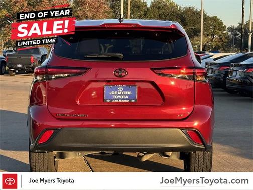 2023 Toyota Highlander LE