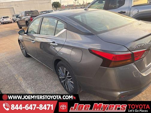 Gun Metallic 2025 Nissan Altima 2.5 SV