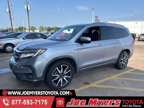 Lunar Silver Metallic 2019 Honda Pilot Elite