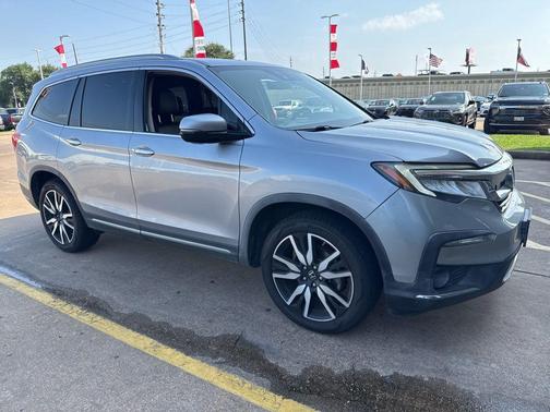 Lunar Silver Metallic 2019 Honda Pilot Elite