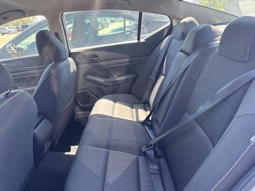 Glacier White 2025 Nissan Altima 2.5 SV