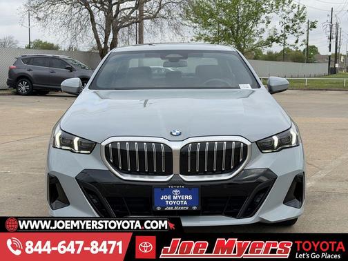 Brooklyn Grey Metallic 2026 BMW 530 xDrive