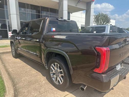 2022 Toyota Tundra Hybrid 1794 Edition