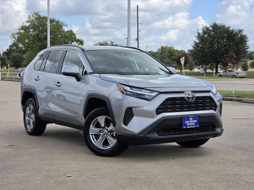 Silver Sky Metallic 2025 Toyota RAV4 XLE