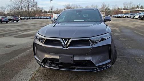 2024 VinFast VF 9 Plus