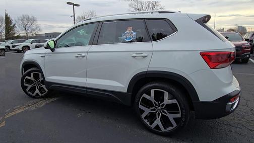 2022 Volkswagen Taos 1.5T SEL
