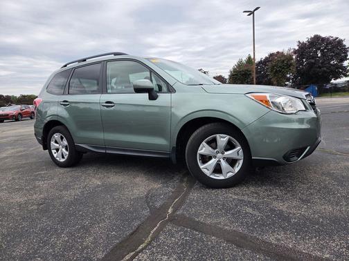 Jasmine Green Metallic 2015 Subaru Forester 2.5i Premium