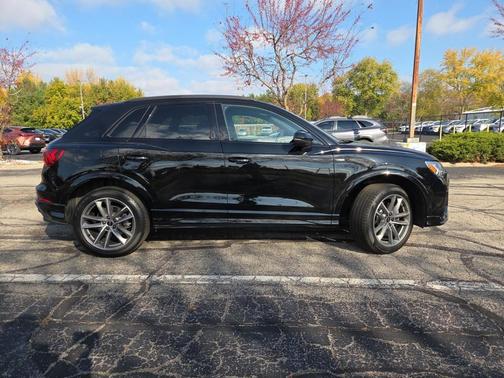 2024 Audi Q3 Premium