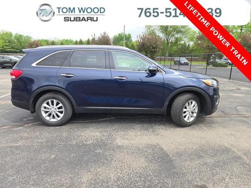 2017 Kia Sorento LX