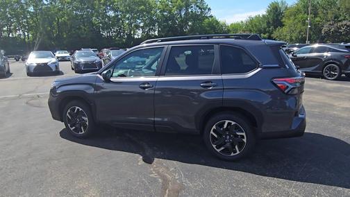 Magnetite Gray Metallic 2026 Subaru Forester Hybrid Premium