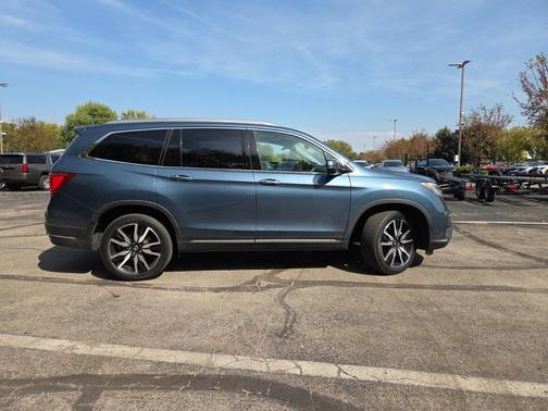 2020 Honda Pilot Touring 8-Passenger
