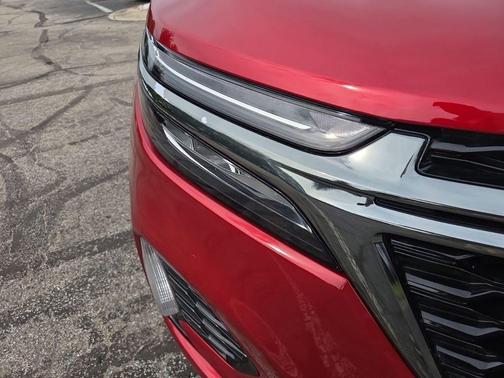 Cherry Red Tintcoat 2022 Chevrolet Equinox RS