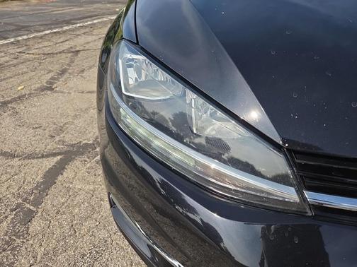 2018 Volkswagen Golf SportWagen TSI SEL