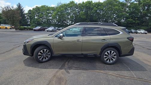 2025 Subaru Outback Touring XT